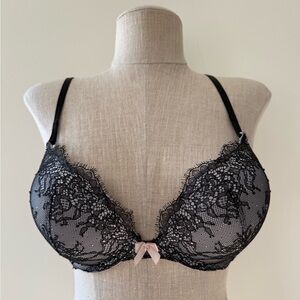 Victoria's Secret Bombshell Plunge Push-Up Bra in Black Lace and Silver